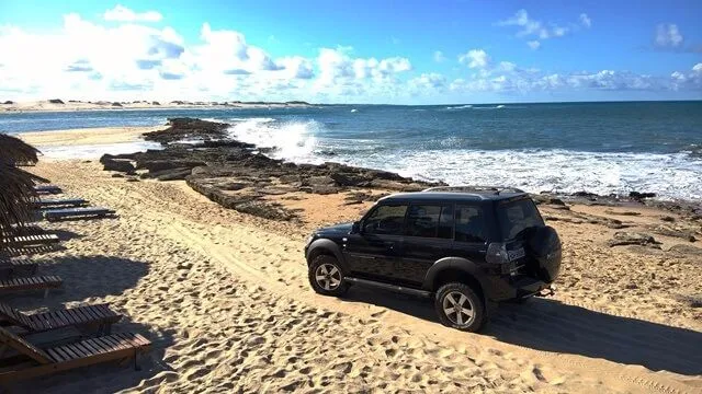 Tibault do Sul, at the river mouth, by 4x4 Tibault do Sul, at the river mouth, by 4x4